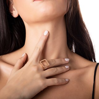 Δαχτυλίδι από ανοξείδωτο ατσάλι τετράγωνο