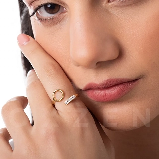 Γυναικείο δαχτυλίδι από ανοξείδωτο ατσάλι, με λευκά κρύσταλλα