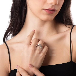 Γυναικείο δαχτυλίδι από ανοξείδωτο ατσάλι τριπλό