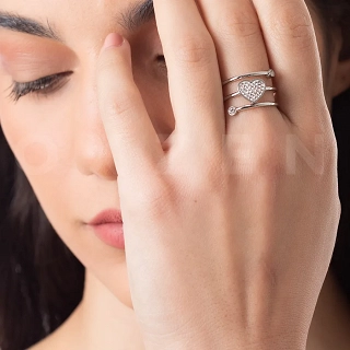 Γυναικείο δαχτυλίδι από ανοξείδωτο ατσάλι, καρδιά με λευκά κρύσταλλα