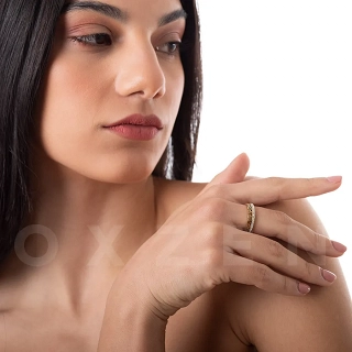 Γυναικείο δαχτυλίδι από ανοξείδωτο ατσάλι βέρα με μαίανδρο και λευκά κρύσταλλα