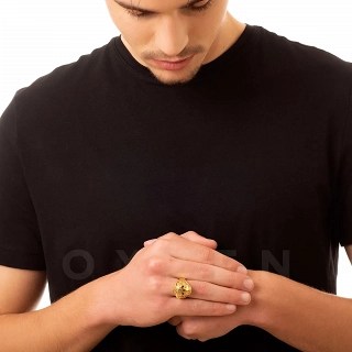 Δαχτυλίδι ανδρικό από ανοξείδωτο ατσάλι επιχρυσωμένος πάνθηρας με κόκκινα μάτια