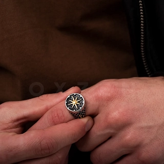 Δαχτυλίδι ανδρικό από ανοξείδωτο ατσάλι, ασημόχρυσο με τον ήλιο της βεργίνας