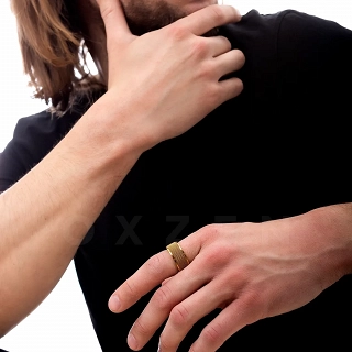 Δαχτυλίδι βέρα ανδρική από ανοξείδωτο ατσάλι, επιχρυσωμένη