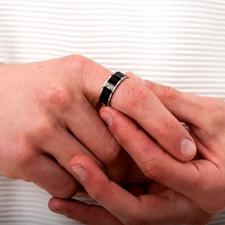 Δαχτυλίδι βέρα ανδρική από ανοξείδωτο ατσάλι, μαύρο με μαίανδρο