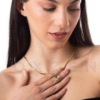 Κολιέ από ανοξείδωτο ατσάλι, με μαίανδρο και λευκά κρύσταλλα