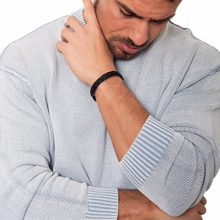 Oxzen ανδρικό βραχιόλι από ανοξείδωτο ατσάλι με δέρμα