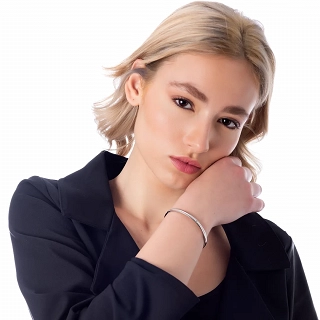 Βραχιόλι γυναικείο από ανοξείδωτο ατσάλι με λευκό ζιργκόν χειροπέδα με κούμπωμα