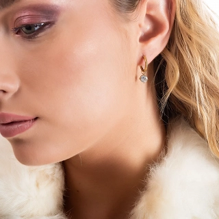 Σκουλαρίκια κρικάκια μικρά ατσάλινα 12mm με ένα κρεμαστό λευκό ζιργκόν