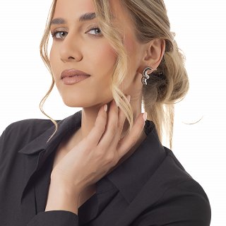 Oxzen σκουλαρίκι ατσάλινο κρεμαστό σε σχήμα S