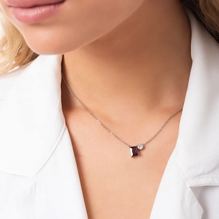 Κολιέ γυναικείο από ανοξείδωτο ατσάλι με κόκκινο και λευκό ζιργκόν