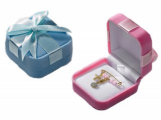 Παραμάνα βρεφική από ασήμι, επιχρυσωμένη με Κωνσταντινάτο διπλής όψης