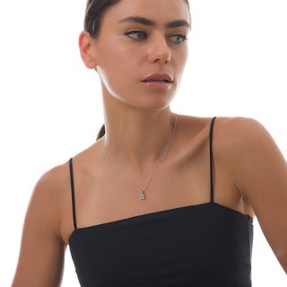 Oxzen γυναικείο κολιέ ασημένιο ορθογώνιο μονόπετρο με λευκά ζιργκόν