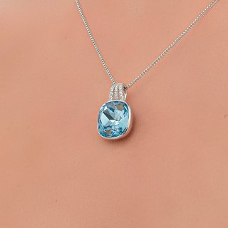 Oxzen κολιέ ασημένιο με πέτρα ζιργκόν