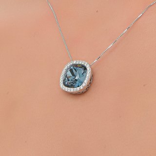 Oxzen κολιέ ασημένιο με τετράγωνη πέτρα ζιργκόν