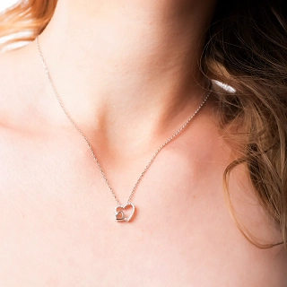 Oxzen γυναικείο κολιέ ασημένιο με διπλή καρδιά και λευκά ζιργκόν