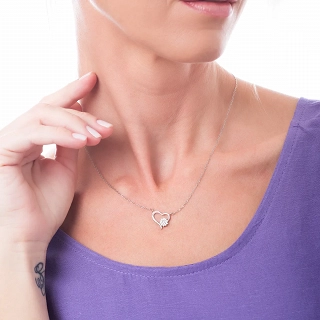 Oxzen ασημένιο κολιέ με καρδιά και λευκά ζιργκόν