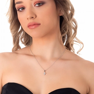 Oxzen κολιέ σταυρός ασημένιος μικρός με λευκά ζιργκόν