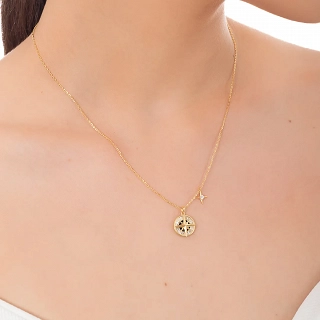 Oxzen ασημένιο κολιέ πυξίδα με λευκές μπαγιέτες