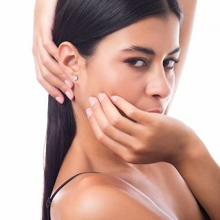 Oxzen σκουλαρίκια καρφωτά ασημένια με στρογγυλό ζιργκόν