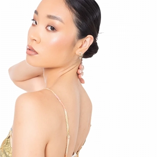 Oxzen ασημένιο σκουλαρίκι στεφανάκι με ημιπολύτιμες πέτρες