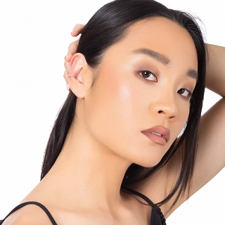 Oxzen σκουλαρίκι ασημένιο Ear Cuff με λευκά ζιργκόν