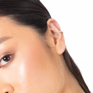 Oxzen σκουλαρίκι ασημένιο Ear Cuff με λευκά ζιργκόν