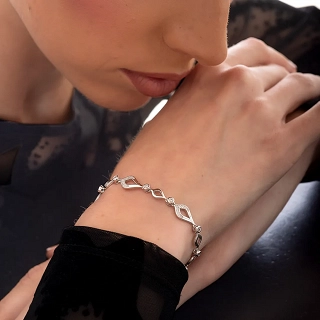 Oxzen γυναικείο βραχιόλι ασημένιο με λευκά ζιργκόν