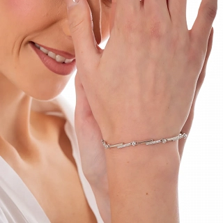 Oxzen γυναικείο βραχιόλι ασημένιο με λευκά ζιργκόν