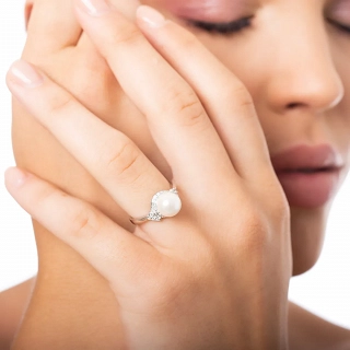 Oxzen δαχτυλίδι ασημένιο με πέρλα και λευκά ζιργκόν