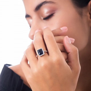 Oxzen ασημένιο δαχτυλίδι με μπλε ορθογώνιο ζιργκόν