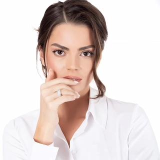 Oxzen ασημένιο δαχτυλίδι με λευκά ζιργκόν