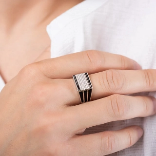 Oxzen ανδρικό δαχτυλίδι ασημένιο ορθογώνιο με λευκά ζιργκόν