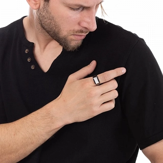 Oxzen ανδρικό δαχτυλίδι ασημένιο επιπλατινωμένο, ορθογώνιο με λευκά ζιργκόν