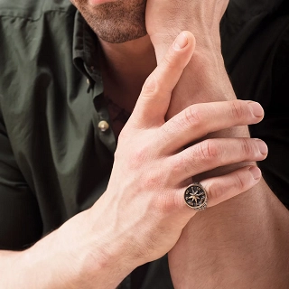 Oxzen ασημένιο ανδρικό δαχτυλίδι, με πυξίδα