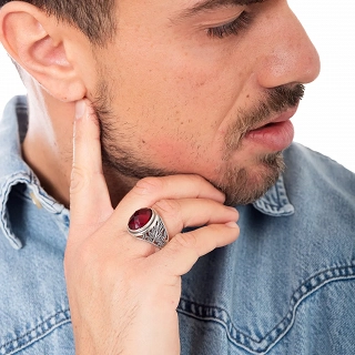 Oxzen ανδρικό δαχτυλίδι ασημένιο με κόκκινο ζιργκόν free size