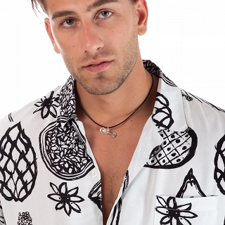 Oxzen κολιέ από ασήμι, κιθάρα με δέρμα με ασημένια κουμπώματα