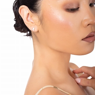 Oxzen ασημένια σκουλαρίκια καρφωτά πεταλούδα με φίλντισι