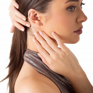 Oxzen ασημένιο σκουλαρίκι καρφωτό με γατούλες