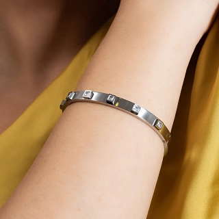 Oxzen ατσάλινο βραχιόλι σταθερό με τετράγωνα λευκά ζιργκόν