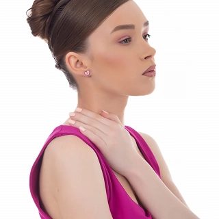 Oxzen γυναικείο σκουλαρίκι ατσάλινο καρφωτό καρδούλα με σμάλτο