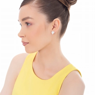 Oxzen γυναικείο σκουλαρίκι ατσάλινο καρδούλα με λευκό σμάλτο