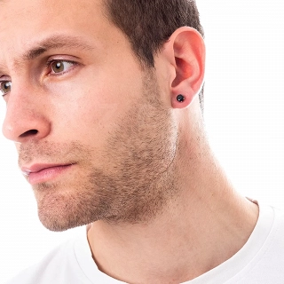 Σκουλαρίκι ανδρικό από ανοξείδωτο ατσάλι με στρογγυλή μαύρη πέτρα ζιργκόν 5mm