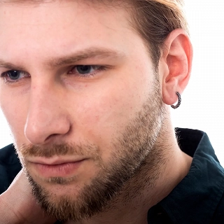 Σκουλαρίκι ανδρικό από ανοξείδωτο ατσάλι, κρίκος αντικέ με σχέδιο 10mm