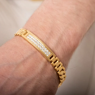 Oxzen ανδρικό βραχιόλι ατσάλινο, ταυτότητα επιχρυσωμένη με λευκά ζιργκόν