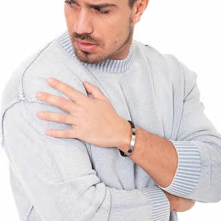 Oxzen ανδρικό βραχιόλι από ανοξείδωτο ατσάλι με δέρμα