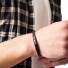 Oxzen λεπτό ανδρικό βραχιόλι 6 mm από ανοξείδωτο ατσάλι με δέρμα